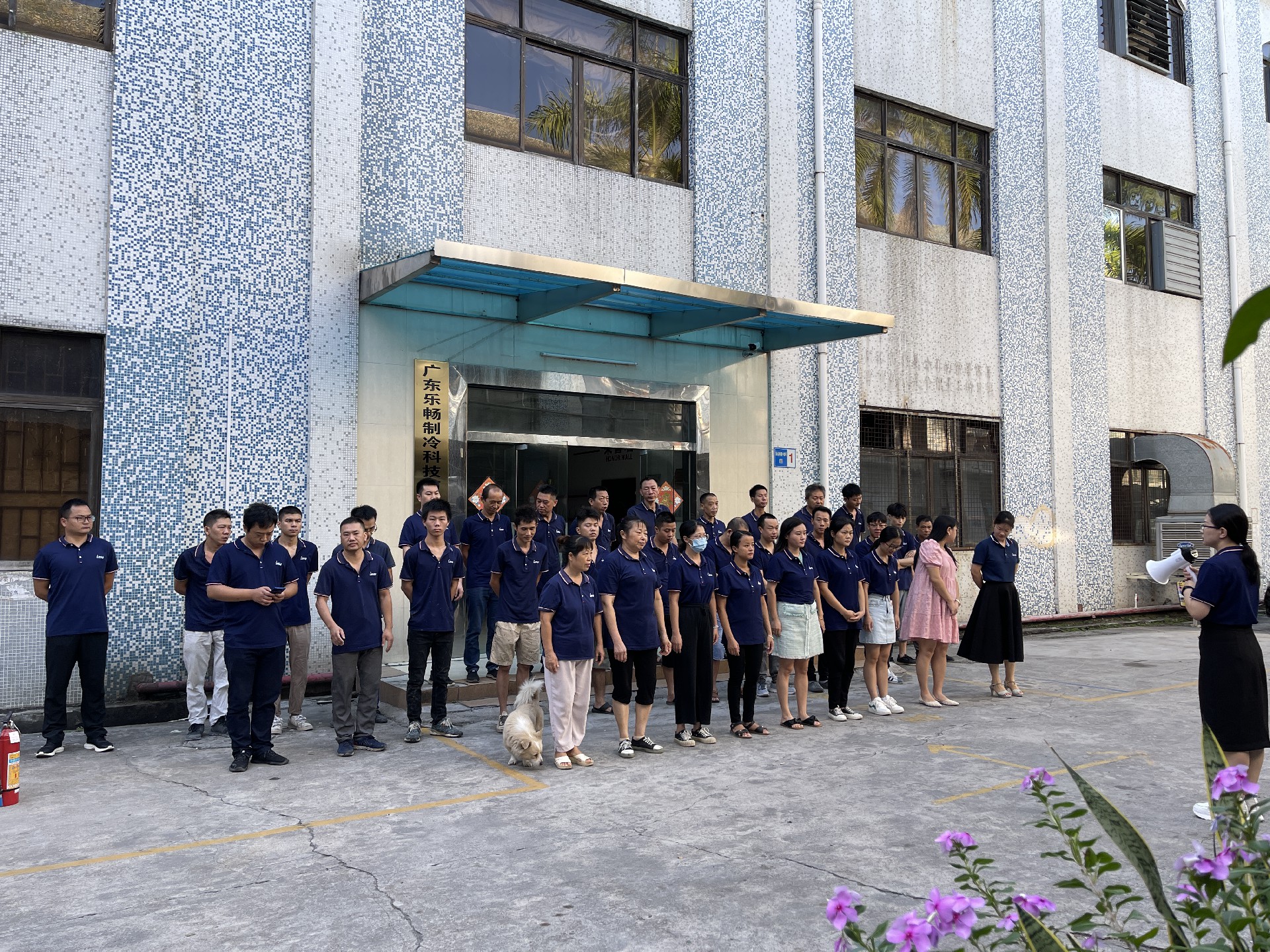 1633492584383818.jpg IMG_1975.JPG