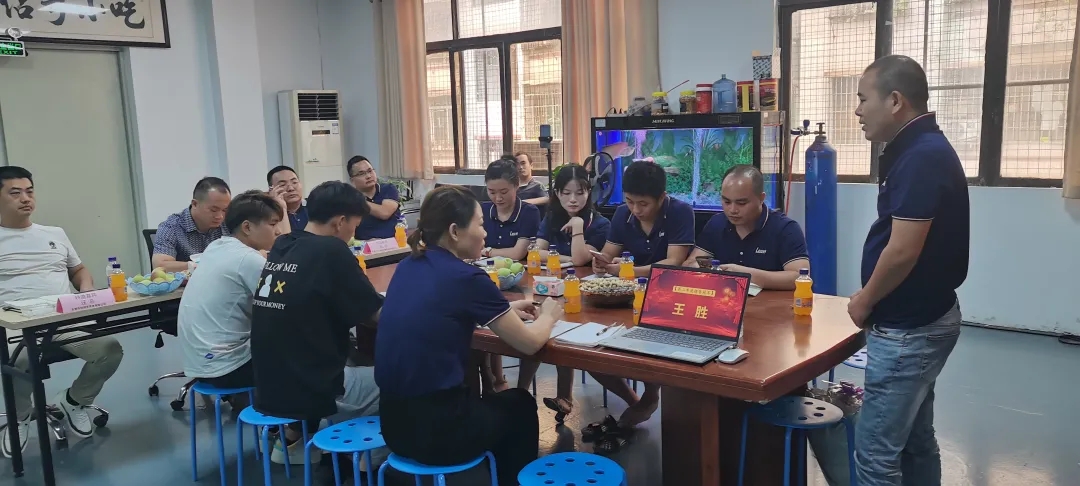 1633500987459984.jpg 640.webp (1).jpg