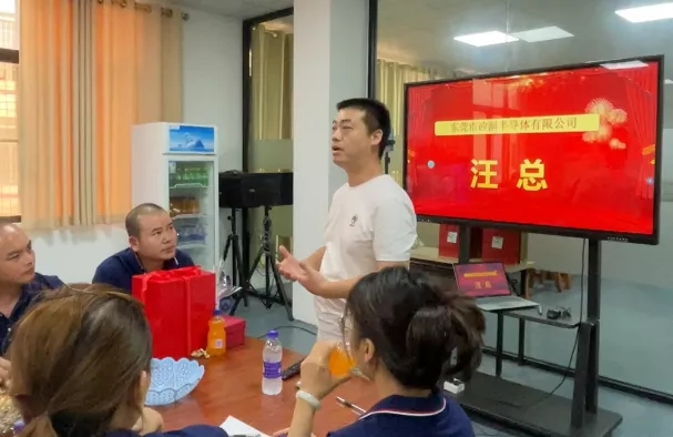 1633501015713644.jpg 640.webp (5).jpg