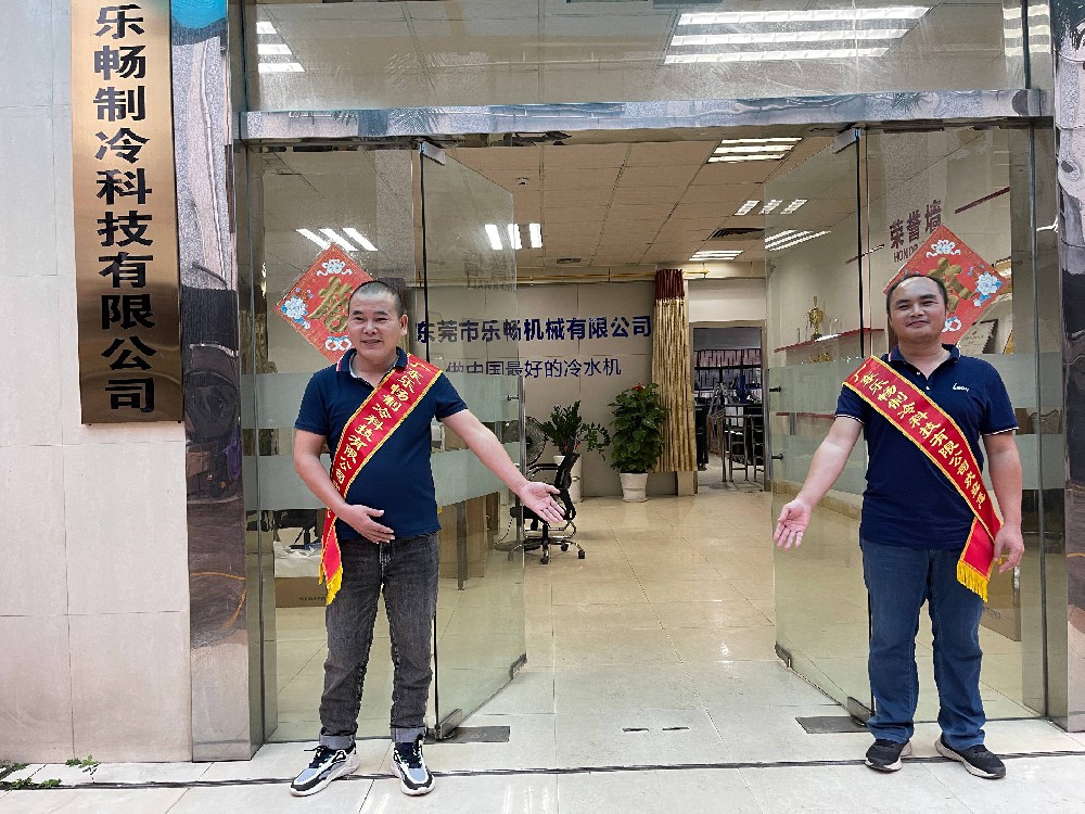 1637829819143397.jpg IMG_2244(1).jpg