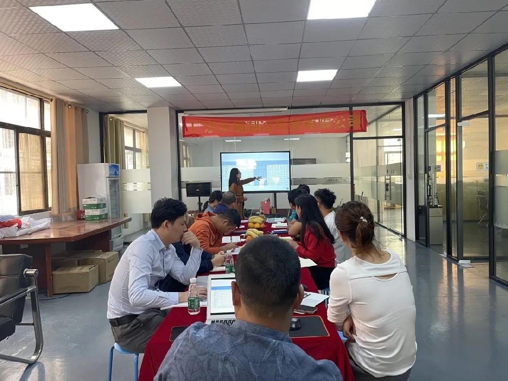 1637830880743859.jpg 640.webp (5).jpg